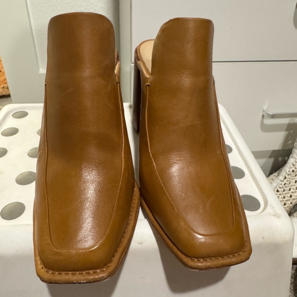 Romann- Antonio Melani Mocha Tan Leather Chunky Mules- Size 9.5 Medium